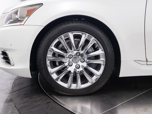 Used 2014 Lexus LS 460 L RWD image 14