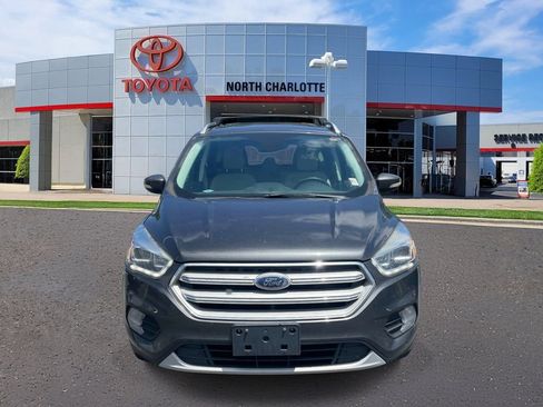 Used 2018 Ford Escape Titanium AWD/4WD image 2
