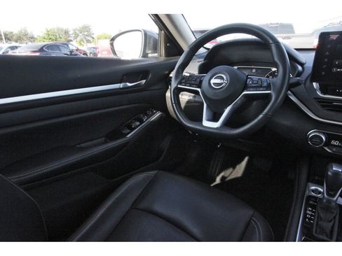 Certified 2025 Nissan Altima 2.5 SL AWD/4WD image 12
