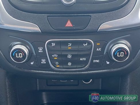 Used 2020 Chevrolet Equinox LT AWD/4WD image 27