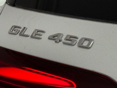 New 2026 Mercedes-Benz GLE 450 4MATIC image 19