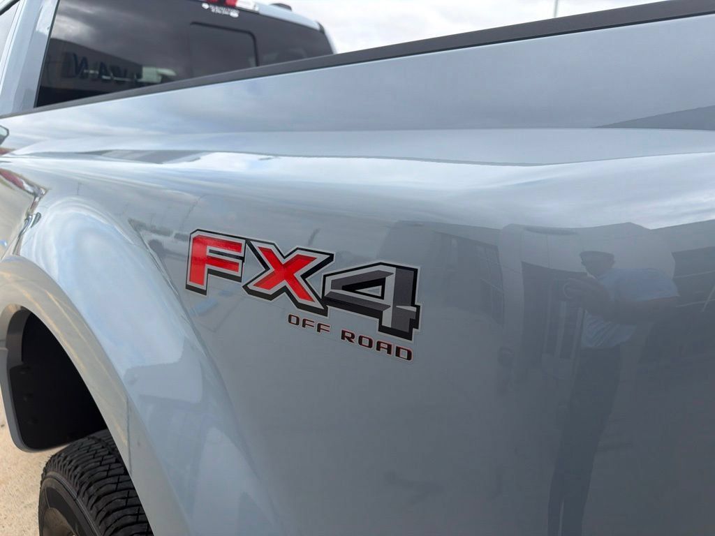 New 2026 Ford F350 Lariat w/ Lariat Premium Package AWD/4WD image 12