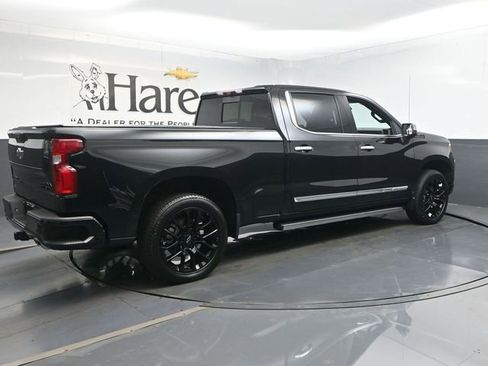 Used 2024 Chevrolet Silverado 1500 High Country w/ High Country Premium Package AWD/4WD image 48