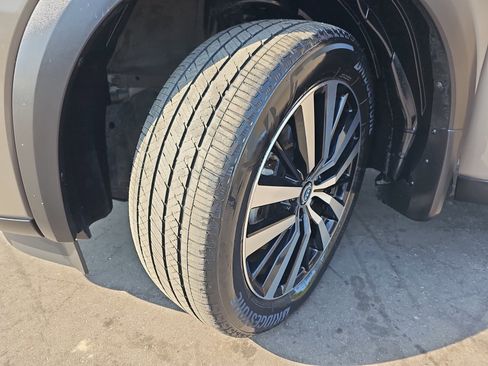 Used 2023 Nissan Pathfinder Platinum AWD/4WD image 65