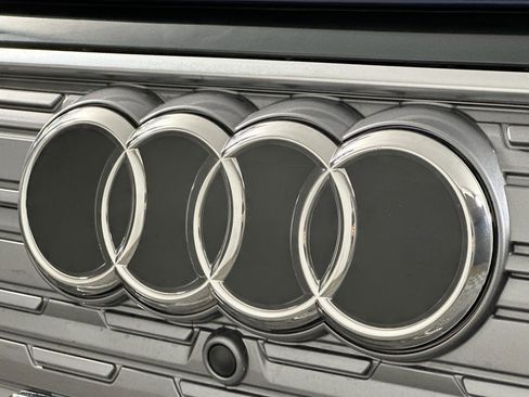 Used 2023 Audi Q4 e-tron Premium Plus RWD image 15