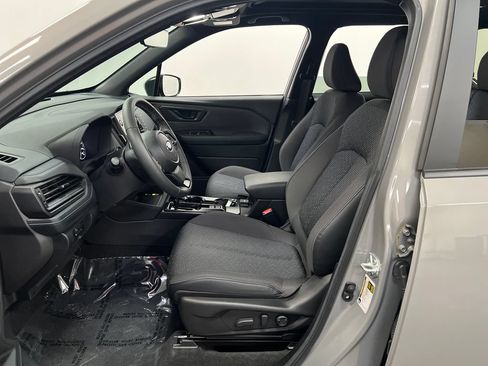 Used 2026 Subaru Forester Premium AWD/4WD image 12