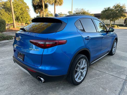Used 2018 Alfa Romeo Stelvio Ti Sport image 3