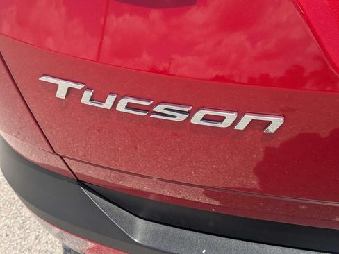 Used 2023 Hyundai Tucson Limited FWD image 13