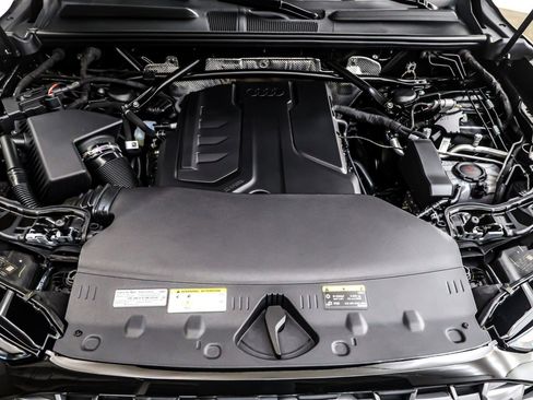 New 2025 Audi Q5 Premium image 11