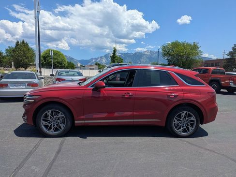 Used 2023 Genesis GV70 2.5T w/ Select Package image 8