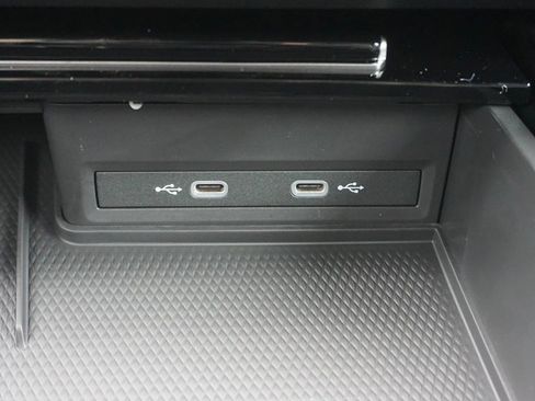 New 2026 Volkswagen Atlas Peak Edition image 20