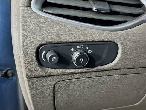 Used 2021 Chevrolet Malibu LS w/ Driver Confidence Package II image 10