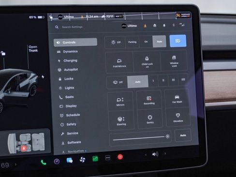 Used 2021 Tesla Model Y Long Range image 29