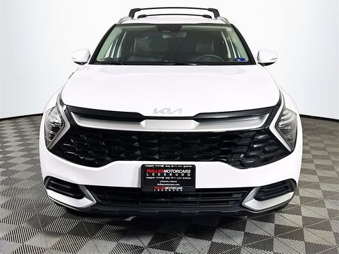 Used 2024 Kia Sportage EX image 2