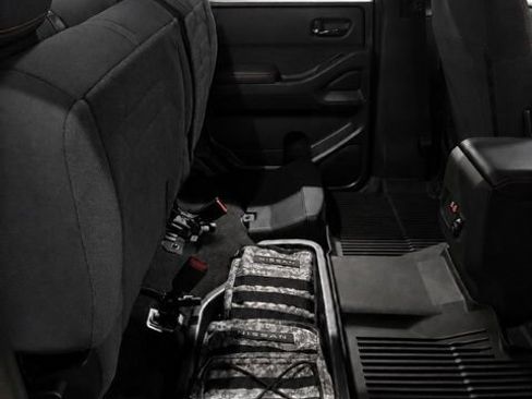 Used 2024 Nissan Frontier PRO-4X w/ Pro Convenience Package AWD/4WD image 24