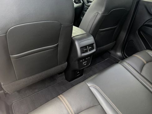 Certified 2022 Chevrolet Equinox Premier image 20