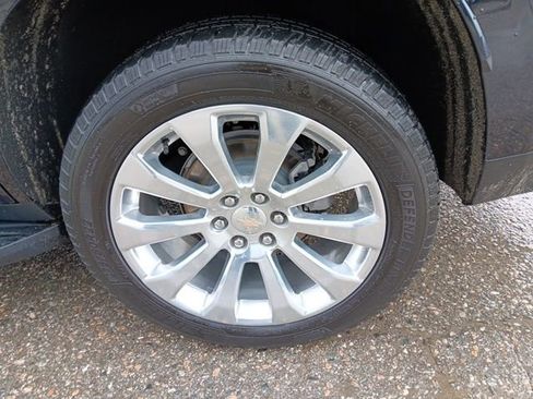 Used 2024 Chevrolet Tahoe Premier image 42