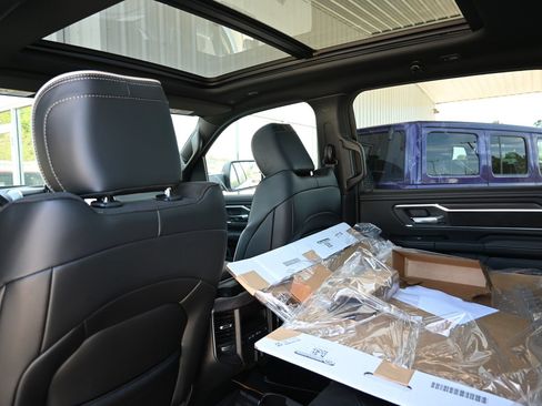New 2026 RAM 1500 Laramie w/ Night Edition AWD/4WD image 21