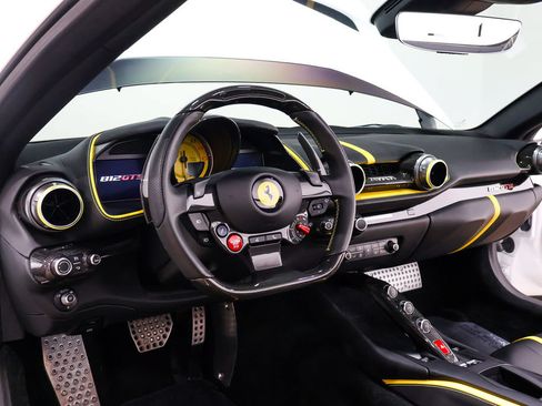 Used 2022 Ferrari 812 GTS RWD image 51