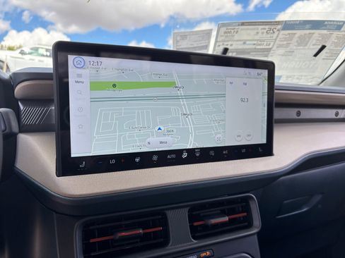 New 2025 Ford Maverick Lariat w/ 4K Tow Package image 28