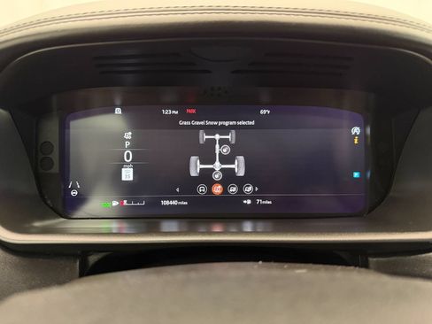 Used 2019 Land Rover Discovery HSE Luxury AWD/4WD image 16