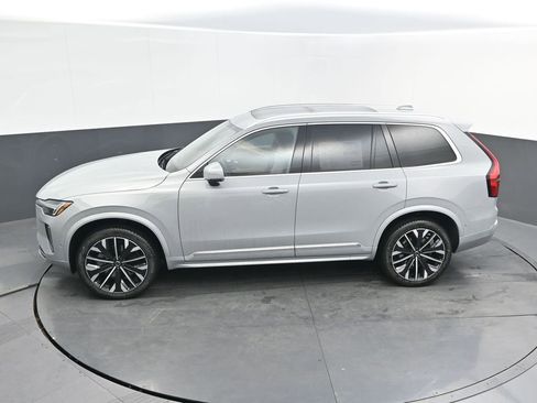 New 2026 Volvo XC90 B6 Plus w/ Protection Package Premier image 24