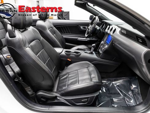 Used 2022 Ford Mustang Premium RWD image 21