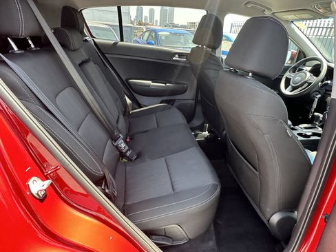 Used 2020 Kia Sportage LX FWD image 19
