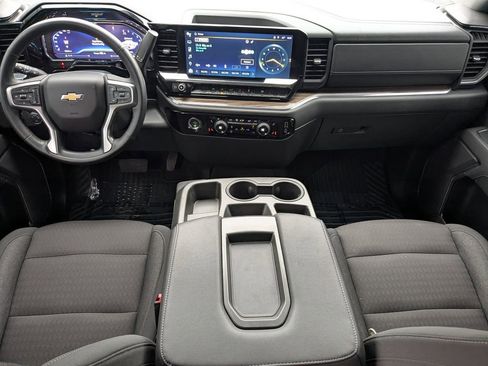 Used 2024 Chevrolet Silverado 1500 LT AWD/4WD image 15
