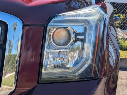 Used 2018 GMC Yukon SLE w/ Convenience Package image 8