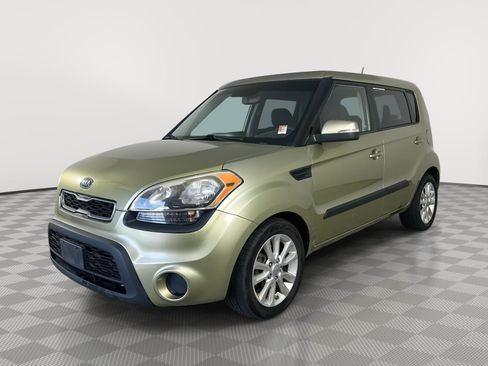 Used 2012 Kia Soul + FWD image 3