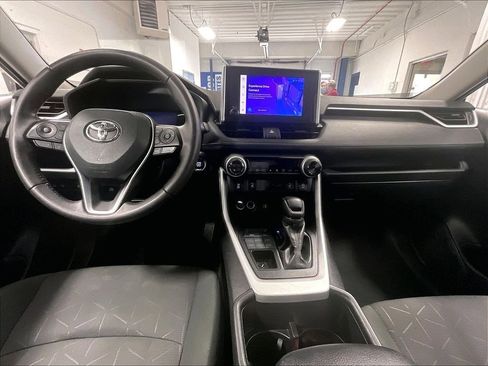 Used 2024 Toyota RAV4 XLE w/ Weather Package AWD/4WD image 21