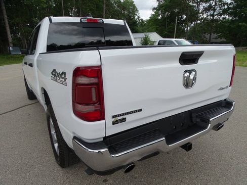 Used 2023 RAM 1500 4x4 Crew Cab Big Horn image 9