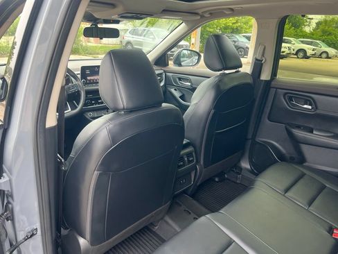 Certified 2023 Nissan Rogue SV w/ SV Premium B Package AWD/4WD image 10