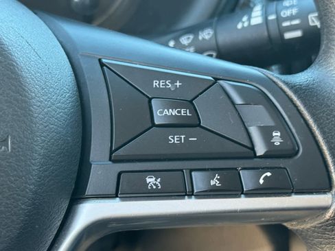 Certified 2024 Nissan Kicks SV image 20