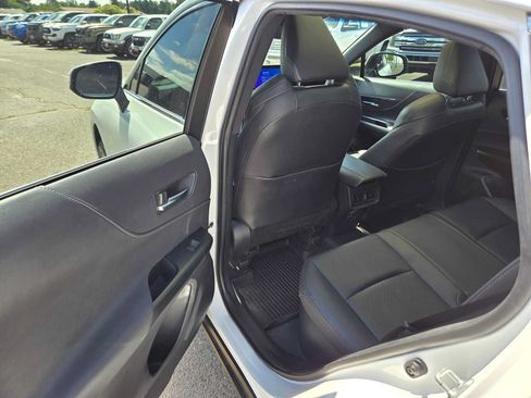 Certified 2024 Toyota Venza Limited AWD/4WD image 16