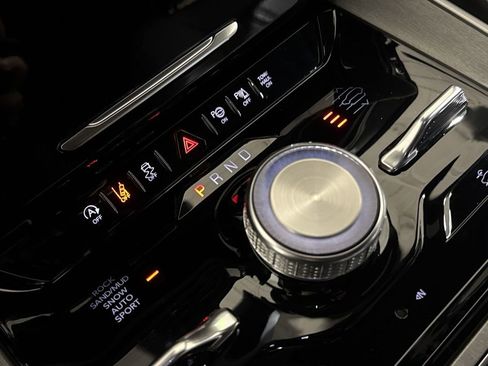 New 2026 Jeep Grand Wagoneer Limited AWD/4WD image 18
