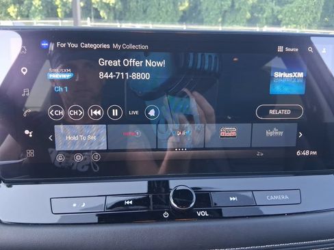 Used 2025 Nissan Rogue SL w/ SL Premium Package FWD image 17