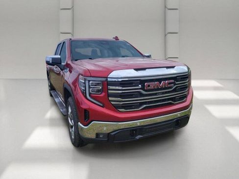 Used 2023 GMC Sierra 1500 SLT w/ SLT Premium Plus Package AWD/4WD image 3