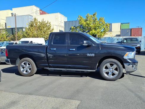 Used 2017 RAM 1500 Big Horn image 7