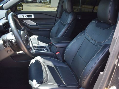 Used 2020 Ford Explorer ST w/ Premium Technology Package AWD/4WD image 26