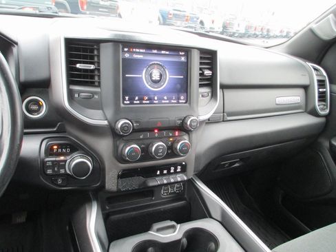Used 2021 RAM 1500 Big Horn image 24
