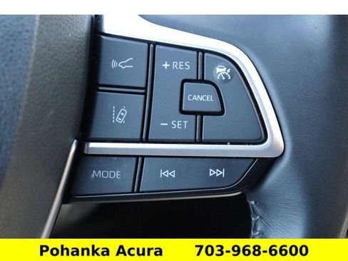 Used 2023 Toyota Highlander XSE AWD/4WD image 13