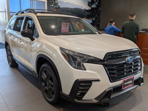 Certified 2025 Subaru Ascent Bronze Edition AWD/4WD image 6
