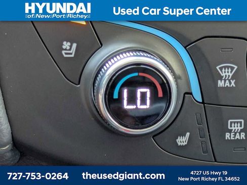 Used 2021 Chevrolet Traverse Premier w/ LPO, Floor Liner Package AWD/4WD image 34