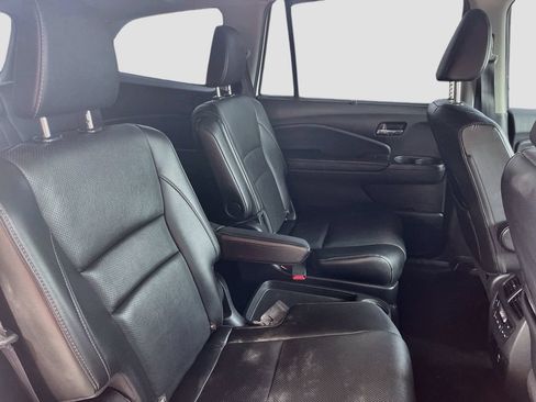 Used 2019 Honda Pilot Elite image 30