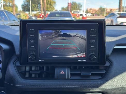 Used 2022 Toyota RAV4 XLE w/ Convenience Package image 20