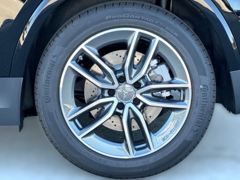 New 2026 Mercedes-Benz GLA 35 AMG 4MATIC image 10