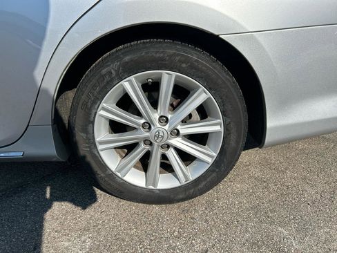 Used 2014 Toyota Camry XLE image 31