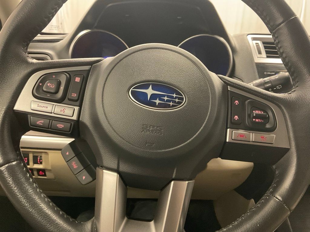 Used 2017 Subaru Outback 2.5i Limited AWD/4WD image 16